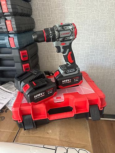 инструмент dewalt: Комплект аккумуляторного инструмента в кейсе Состав набора: - — 8