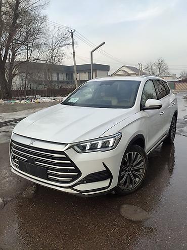 BYD: BYD Song Pro: 2022 г., 1.5 л, Гибрид, Кроссовер — 4