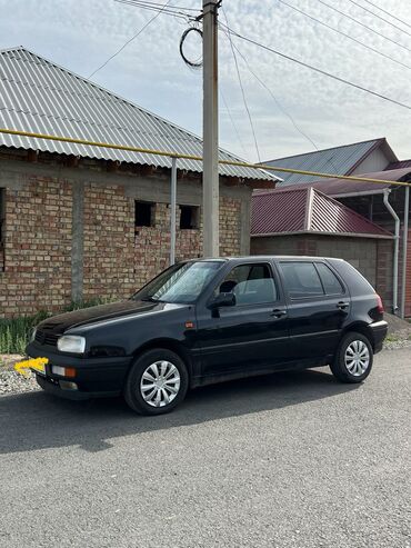 Volkswagen: Volkswagen Golf: 1993 г., 2 л, Механика, Бензин, Хэтчбэк