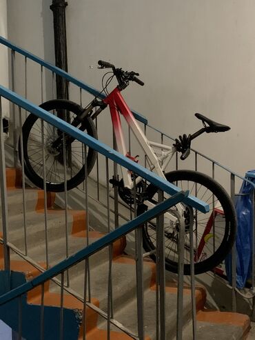 гидро скутор: Продается заряженный велосипед, обслуживался своевременно, без никаких
