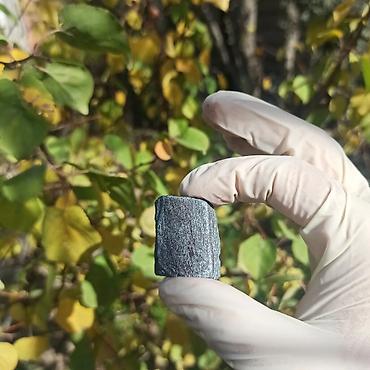 Digər kolleksiyalar: Təbii Hematit Daşı Satılır – Original Hematite | Qoruyucu və — 15