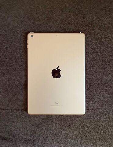 wifi klaviatura: İpad 6 Gold 9.7” düyüm ekran 2GB RAM 32GB yaddaş Problemsizdir
