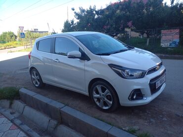 машина рекстон: Chevrolet Spark: 2017 г., 0.1 - engine capacity л, Автомат, Бензин, Кроссовер