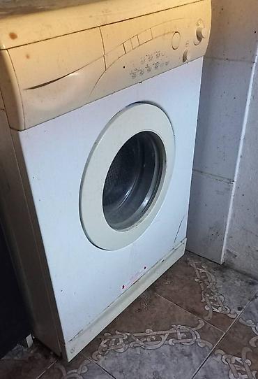 bakida kirayə: 1 nəfər oqlan otaq yoldaşı lazımdı.Otaqda 2 nefer qalır onların yanına — 3