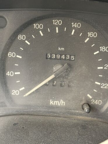 Yük maşınları: Ford Transit yük mikroavtobusu
2.5 mator. Dizel. Arxa ceken — 9