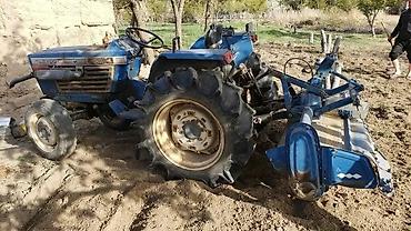 Другие мини-тракторы: Исеки мини трактор 4вд 27л кучу бар 3цилиндр руль гидравилка шамандары at lalafo.kg — 2 Другие мини-тракторы: Исеки мини трактор 4вд 27л кучу бар 3цилиндр руль гидравилка шамандары — 2