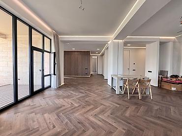 Долгосрочная аренда квартир: 4 комнаты, Риэлтор, С мебелью полностью — 1