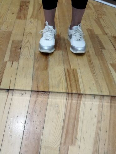 Women's Sneakers and athletic shoes: Qadın idman ayaqqabıları – hamısı yenidir. 36-37- 39 olculerdir. her — 3