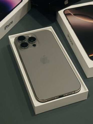 айфон ес: IPhone 15 Pro Max, Б/у, 256 ГБ, Natural Titanium, Зарядное устройство, Защитное стекло, Чехол, 100 %