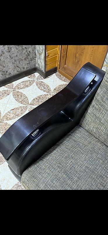 Divanlar: Divan-kravat, İşlənmiş, Açılan, Bazalı, Çatdırılma yoxdur — 3
