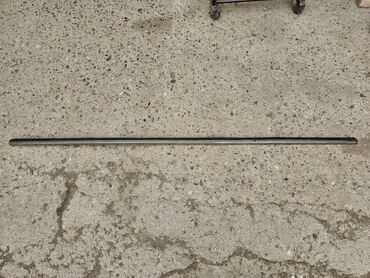 Декоративные накладки: Декоративные накладки Резина, Mercedes-Benz, 1984 г., Б/у, Платная доставка, Самовывоз — 3