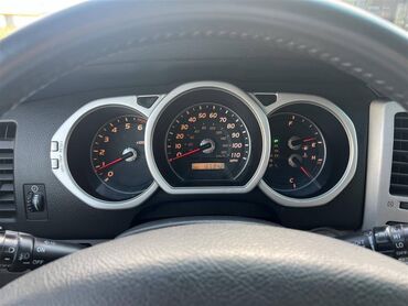 Toyota: Toyota 4Runner: 4.7 l. | 2005 έ. SUV/4x4 — 6