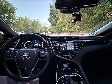 авто вкуп бишкек: Toyota Camry: 2019 г., 2.5 л, Гибрид, Седан — 5