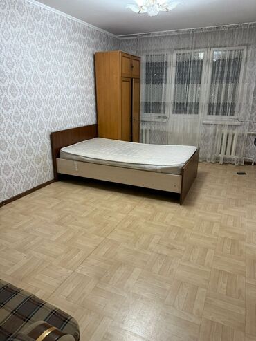 московская фучика: 1 бөлмө, 33 кв. м, 104-серия, 5 кабат, Косметикалык ремонт