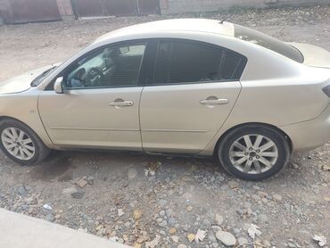 Mazda: Mazda 3: 2005 г., 2 л, Механика, Бензин, Седан