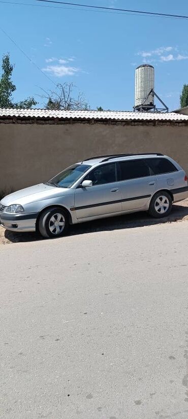 Toyota: Toyota Avensis: 2003 г., 1.8 л, Механика, Бензин, Универсал