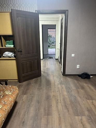 Продажа коттеджей и домов: 💫 Продается дом небольшой !!! 💫 Район : Дордой (Ак-Жар ) 📐 Площадь — 8