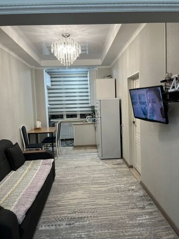 пишпек продаю квартиру: 2 комнаты, 48 м², Элитка, 2 этаж, Евроремонт