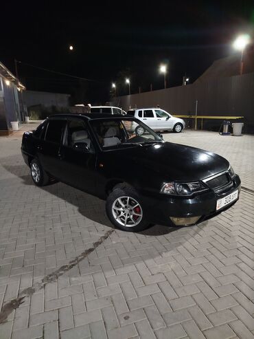 Daewoo Nexia: 2010 г., 1.5 л, Механика, Бензин, Седан