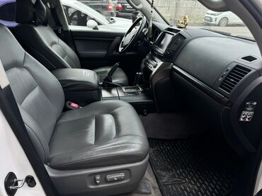 Toyota: Toyota Land Cruiser: 2009 г., 4.7 л, Автомат, Бензин, Внедорожник at lalafo.kg — 5 Toyota: Toyota Land Cruiser: 2009 г., 4.7 л, Автомат, Бензин, Внедорожник — 5