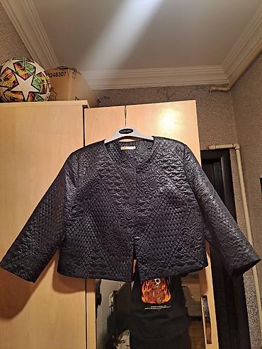 qadın jaketi: Qadın kostyumu – yubka və qısa jaket dəsti - Rəng: tünd göy/qaraya — 3