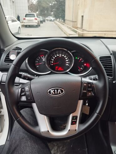 Kia: Kia Sorento: 2.2 l | 2009 il Sedan — 8