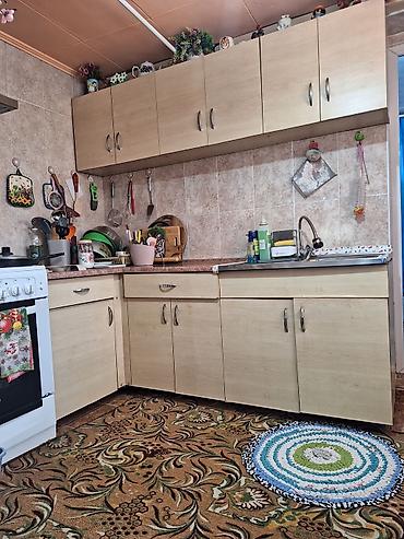дома киргизия 1: Продаётся уютный дом в районе Карагачёвой рощи Общая площадь 80м² Две — 10