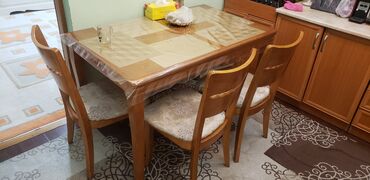 �������� ���������������� �� 4 ���������� в Кыргызстан | КОМПЛЕКТЫ СТОЛОВ И СТУЛЬЕВ: Продаю стол дерево и 4 стула деревянные карагач. Состояние хорошее