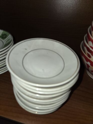 Digər süfrə qabları: Salam. mehsuallarin coxusu iwlenmeyib hec. hamisini birlikde de sata — 15