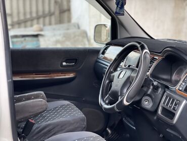 Honda: Honda Stepwgn: 2004 г., 2 л, Автомат, Бензин, Минивэн — 11