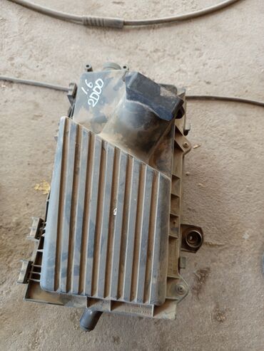 Крылья и комплектующие: Переднее правое Volkswagen, Б/у, Оригинал — 10