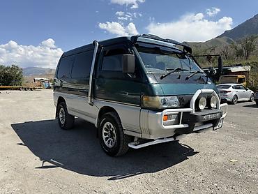 4 vd: Mitsubishi Delica: 1994 г., 2.5 л, Автомат, Дизель, Минивэн — 4