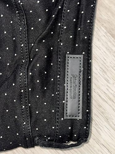 baş ortusu: Cinslər, Stradivarius, S, rəng - Qara — 1