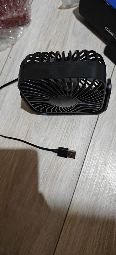 Компактный настольный вентилятор с питанием от USB. - Подключение
