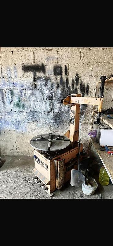 Шиномонтажное оборудование: 2 балансировка3 разбартовка4 дамкрат 2 воздушный дамкрат, 1пневма — 15