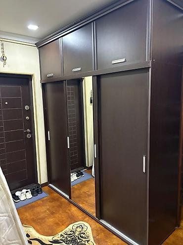 turşu satışı: Dəhliz dolabı. Satılır 350 azn. Ünvan Əhmədli (SemaG) — 1
