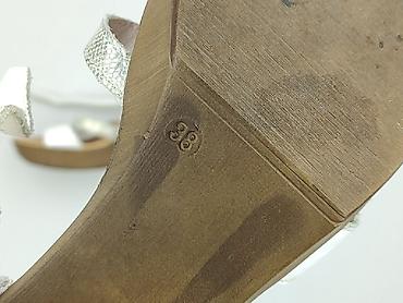 comfortable buty: Sandały damskie, rozmiar 38 — 4