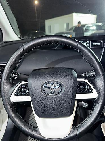 Toyota: Toyota Prius: 2016 г., 1.8 л, Робот, Гибрид, Хэтчбэк — 11