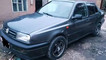 Volkswagen: Volkswagen Vento: 1995 г., 1.8 л, Механика, Бензин, Седан — 5