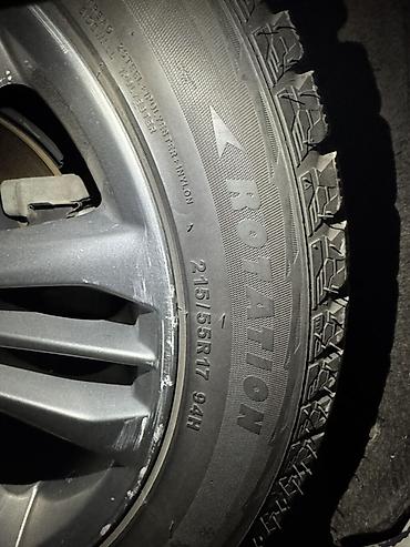 Шины и диски: Зимние автомобильные шины 215/55 R17 94H, направленный рисунок — 4