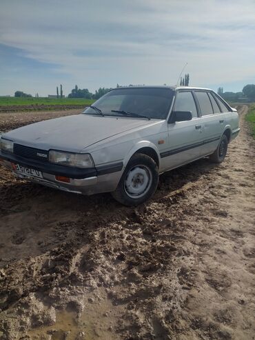 авто обогреватели: Mazda 626: 1985 г., 1.6 л, Механика, Бензин, Хэтчбэк