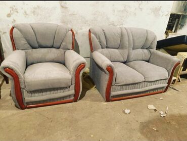 Ремонт, реставрация мебели: Реставрация мягких мебели 
Все виды любой сложности позвоните — 4