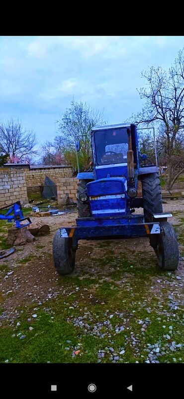 islenmis masin maqintafonlari: Salam İdeal vəziyyətdədir işlek vezyetdedi T28 paxlava salona yığılıb