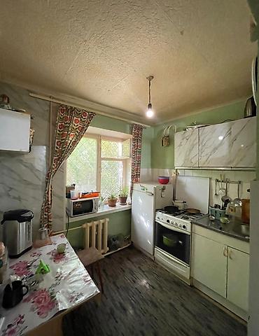 15: 1 комната, 33 м², 8 мкр Индивидуалка, 1 этаж, Косметический ремонт — 4