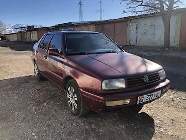 Volkswagen: Volkswagen Vento: 1993 г., 2 л, Механика, Бензин, Седан at lalafo.kg — 4 Volkswagen: Volkswagen Vento: 1993 г., 2 л, Механика, Бензин, Седан — 4