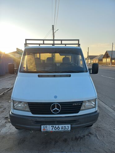 Легкий грузовой транспорт: Легкий грузовик, Mercedes-Benz, Стандарт, 2 т, Б/у