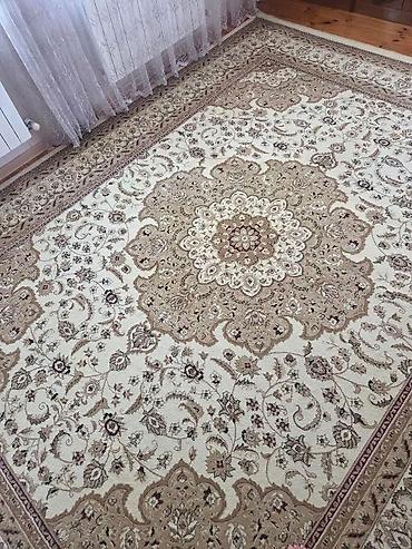 turac quşu qiyməti: 2 dənə Türk istehsalı 3×4 m xalça, hər biri 50 azn olmaqla. Xalçalar — 1