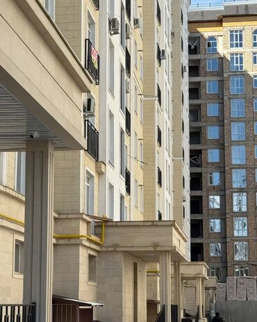 срочно продается квартира: 3 комнаты, 74 м², Элитка, 7 этаж, ПСО (под самоотделку)