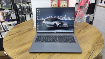 Аксессуары для ПК: Intel Core i5, 16 "