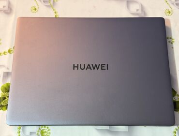 Huawei: Intel Core i5, 16 "